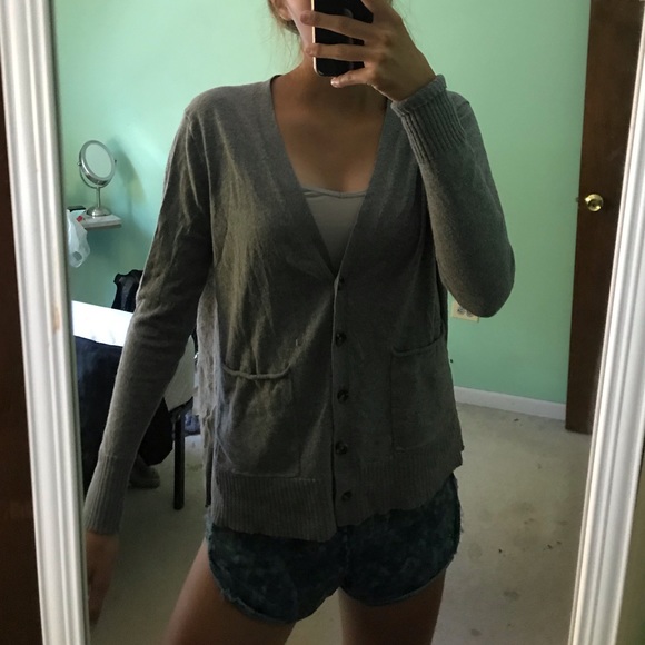 Grey cardigan - Picture 5 of 6